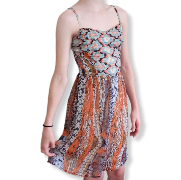 Band of Gypsies Aztec Print Spaghett Strap Ruched Back Lined Dress XS NEW W-642 - Picture 2 of 15